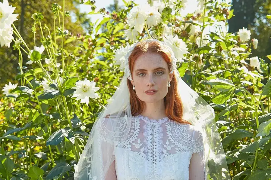 15 Fresh and Fun Garden Wedding Dress Styles for Your Outdoor Fairytale