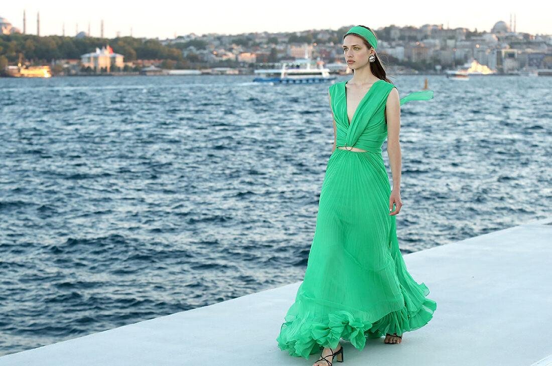 Cool, Conscious Fashion Around The World - The Travelling Light